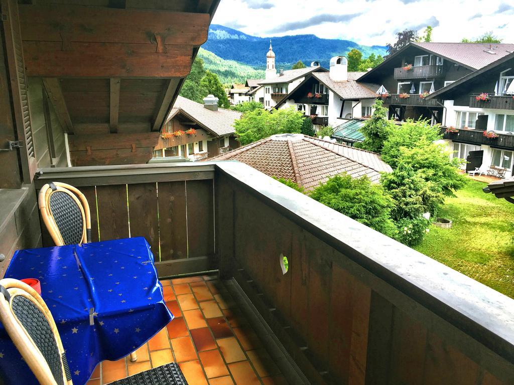 Hôtel Gastehaus Brigitte à Garmisch-Partenkirchen Extérieur photo